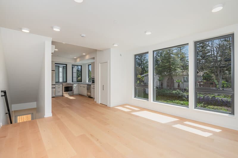 Seattle Townhome: 4214 SW 100th St