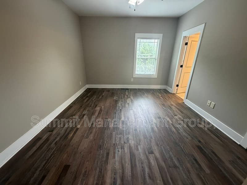 Jackson Condo: 860 S Harkness Street, Unit D