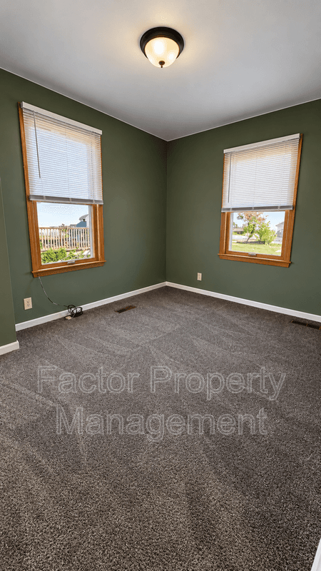 North Mankato Condo: 110 Wheeler Ave
