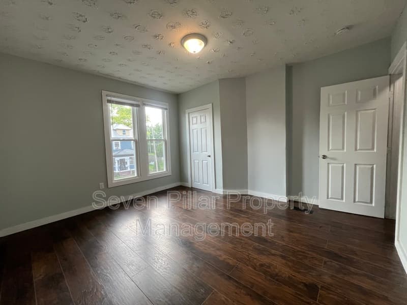 Columbus Condo: 114 Dana Ave