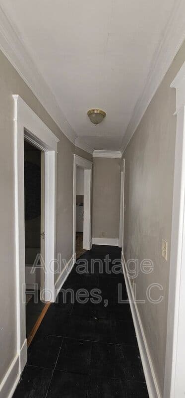 Kansas City House: 3808 Roanoke