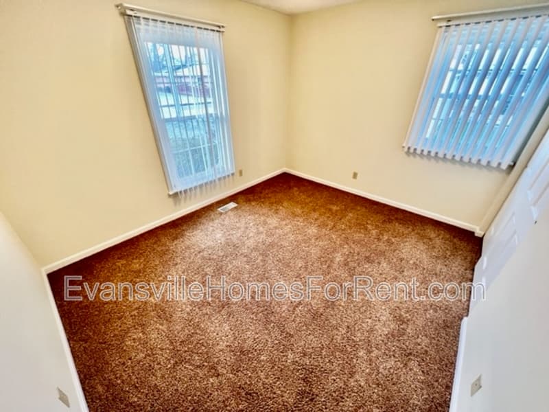 Evansville House: 4210 Keck Ave