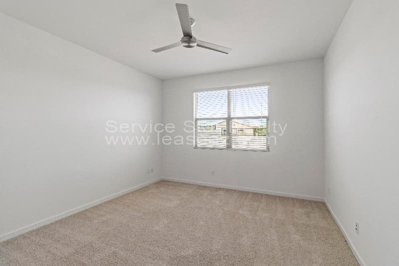 Surprise House: 25285 N 144th Ln