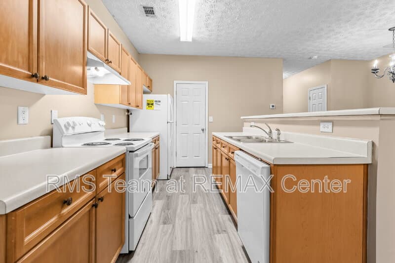 Flowery Branch Townhome: 4932 Vireo Dr