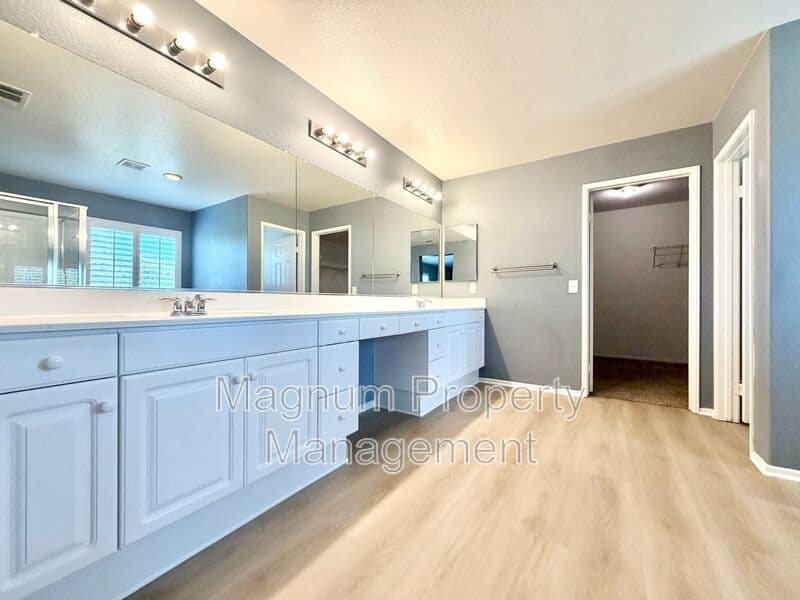 Temecula House: 46383 Vianne Ct