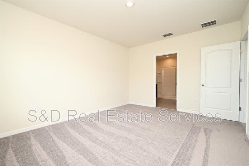 Lakeland House: 2548 Ryland Falls Drive