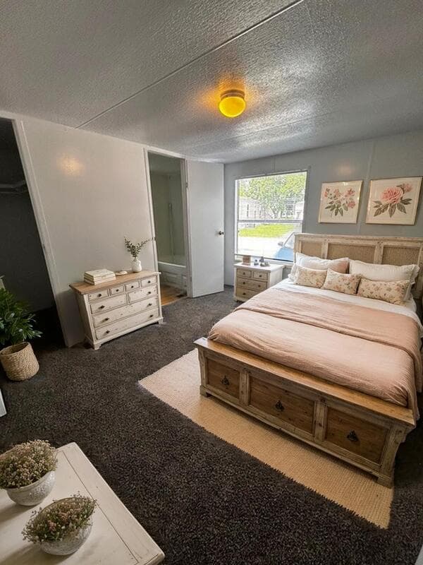 Alvin Condo: 775 Steele Rd, #03