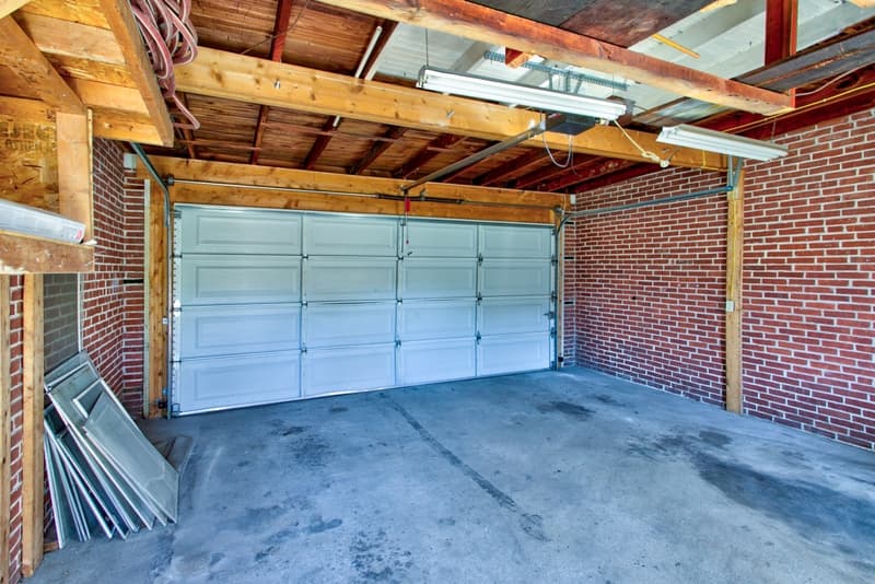 Lancaster House: 625 Hamilton Street