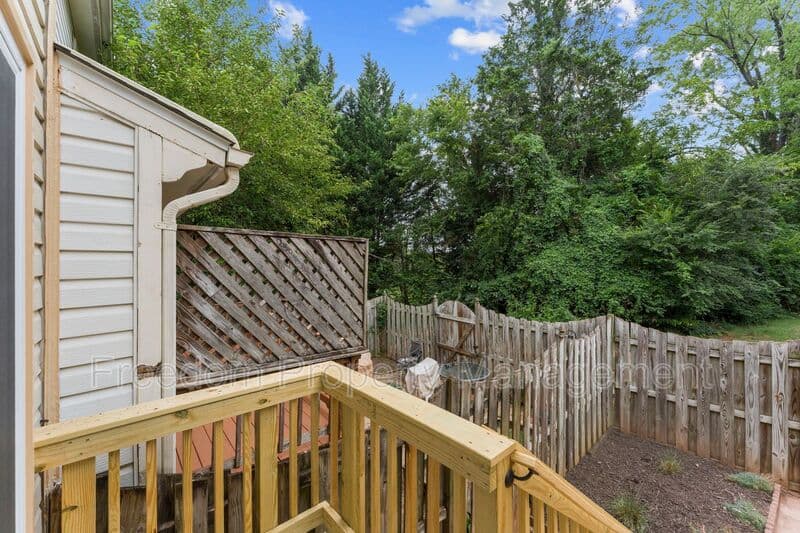 Manassas Townhome: 8644 Sanderling Dr