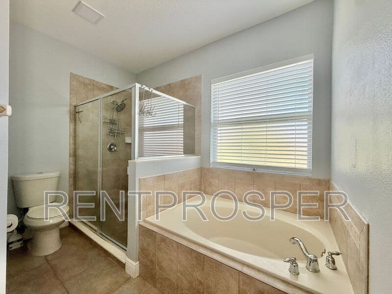 Melbourne House: 4205 Canby Dr