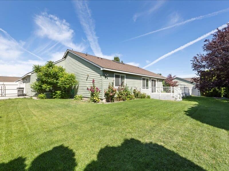 Kennewick House: 4009 S Palouse St