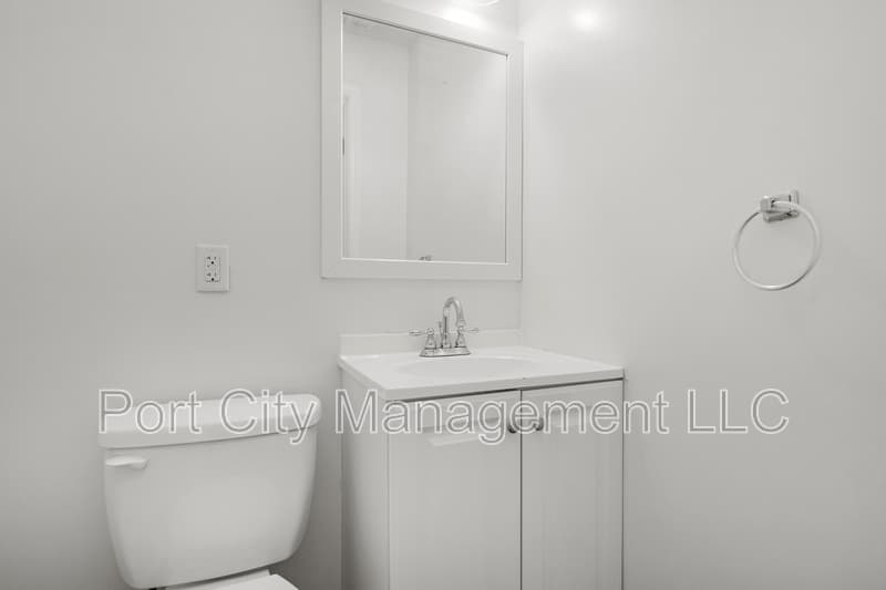 Baltimore Townhome: 2534 McCulloh Street