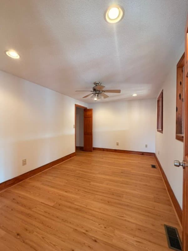 Prosperity Condo: 106 Grace Street - 1