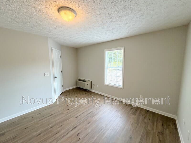 Carrollton Condo: 62 Plowshare