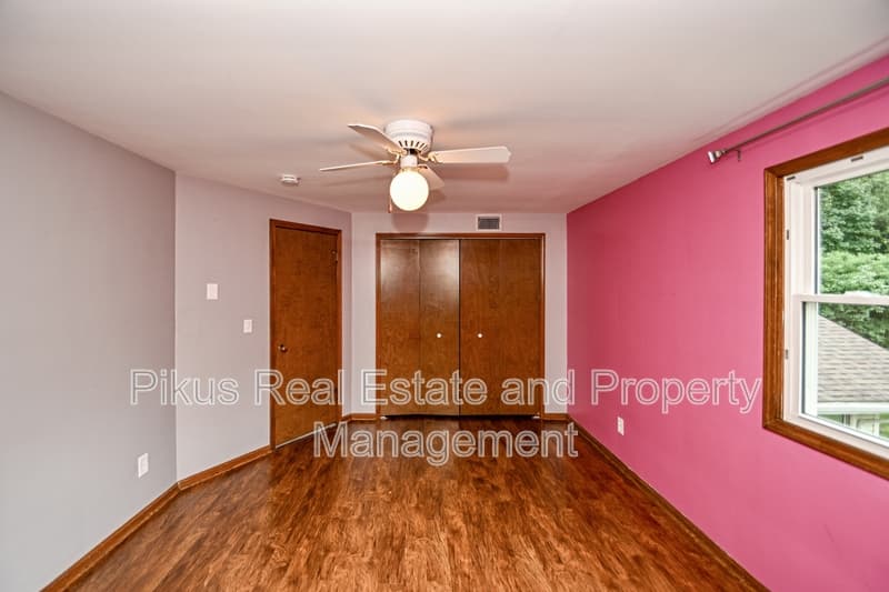 North Canton House: 1280 Linwood Avenue Southwest