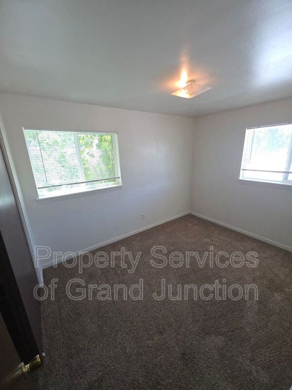 Grand Junction House: 1362 Elm Avenue