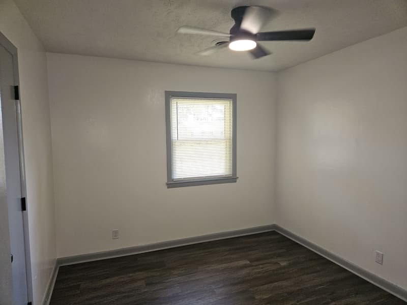 Raeford House: 415 College Drive