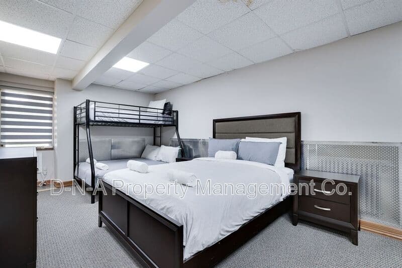 Mount Pocono House: 133 Montanesca Road