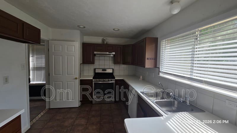 Sugar Land House: 16406 Concord Falls Ln