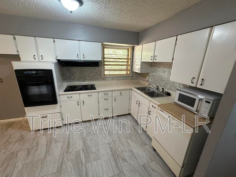 Little Rock House: 11518 Chipwood Drive