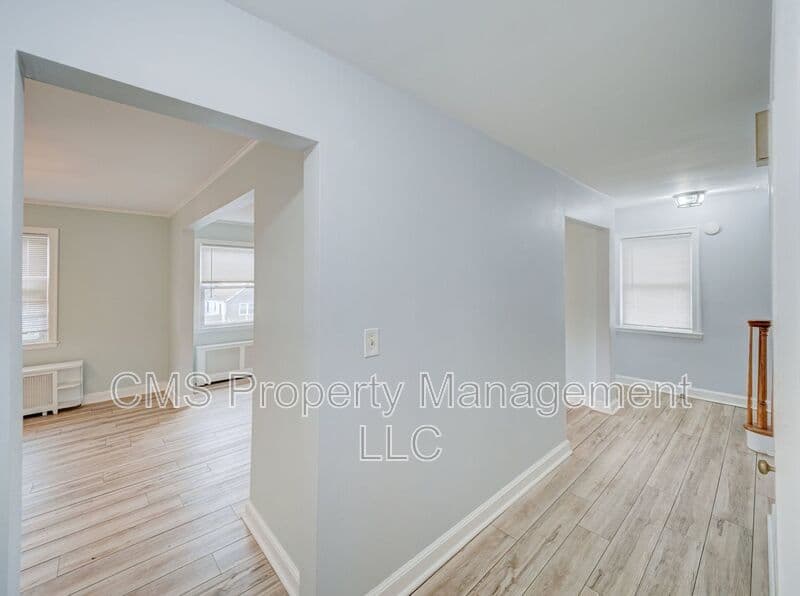 Bound Brook Condo: 407 Longwood Ave