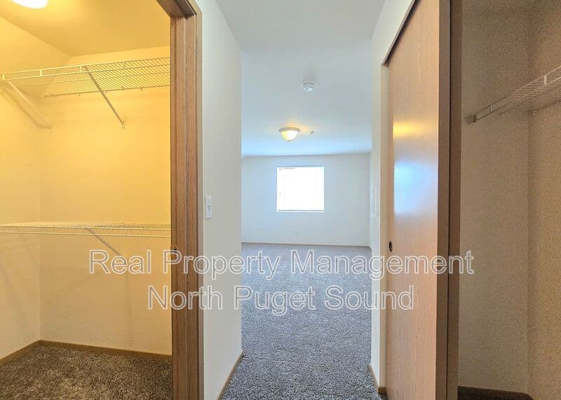 Marysville Condo: 11811 State Ave