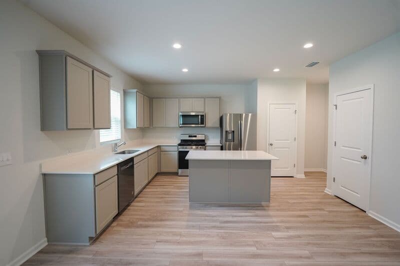 Richmond Hill House: 31 Cambium Circle