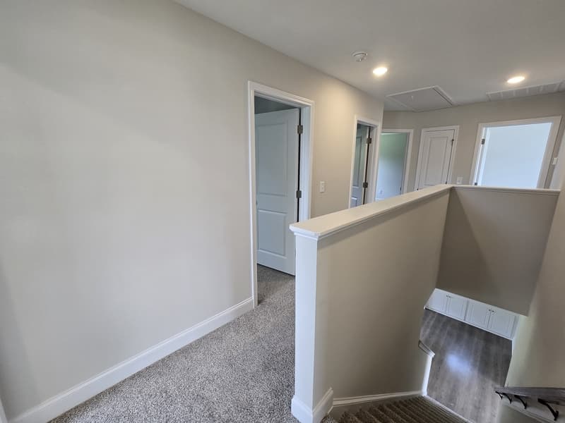 Smithfield House: 463 Jackson Pond Drive