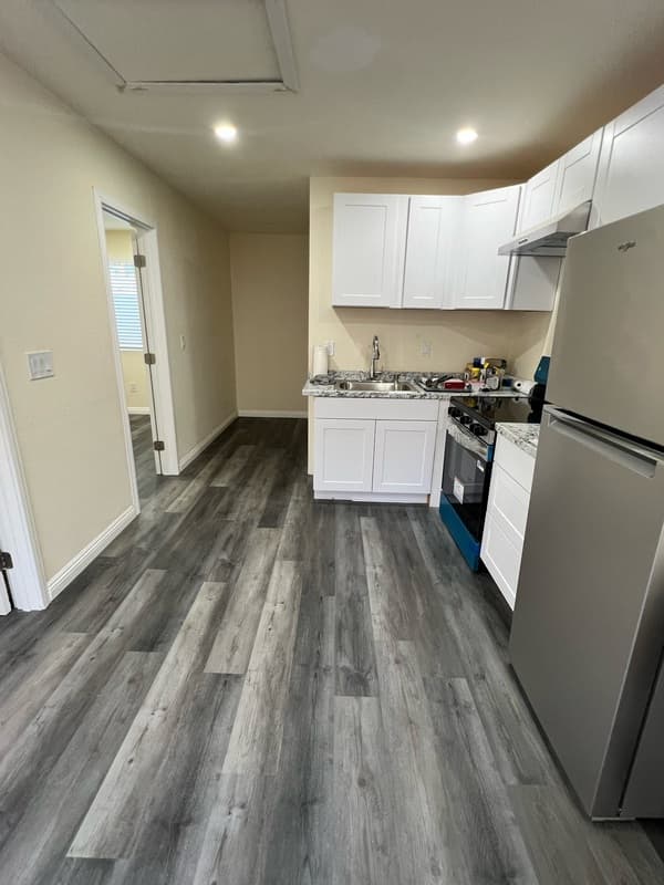 San Diego Condo: 1529 Duarte Place