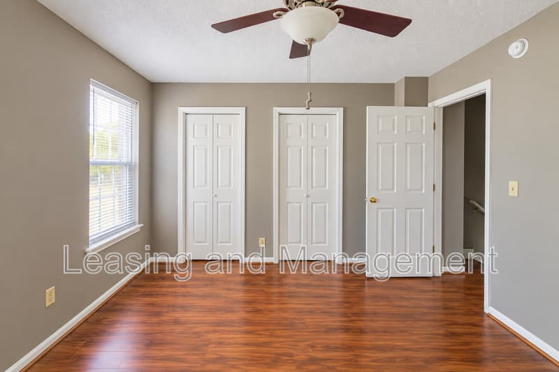 Charleston Townhome: 1423 Ashley River Road