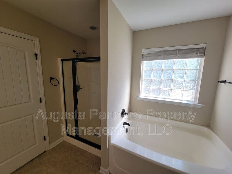 Evans House: 3460 Conifer Trl
