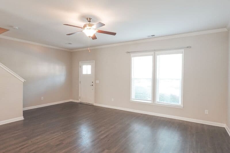 Savannah House: 94 Reese Way