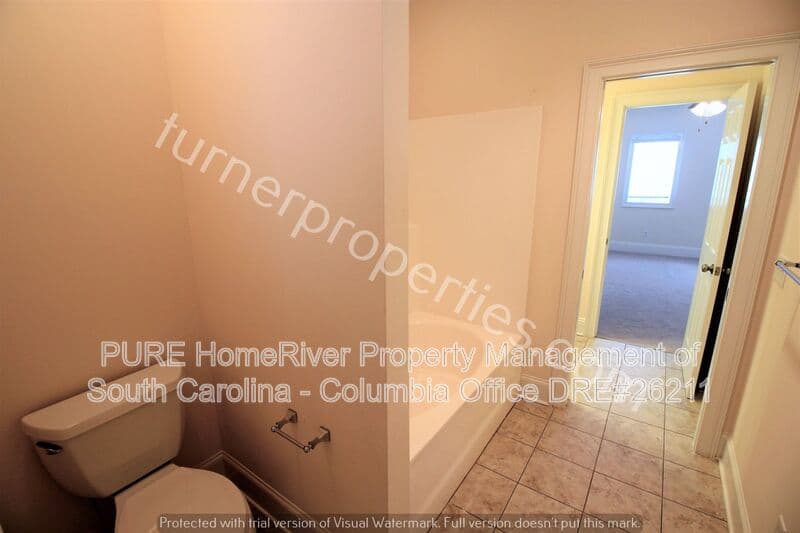 Columbia House: 395 Highland Point Drive