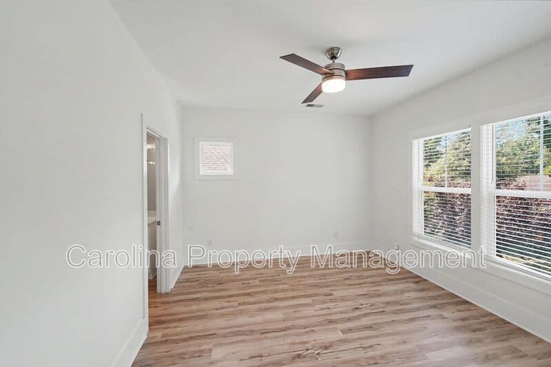 Charlotte House: 1521 Walton Rd