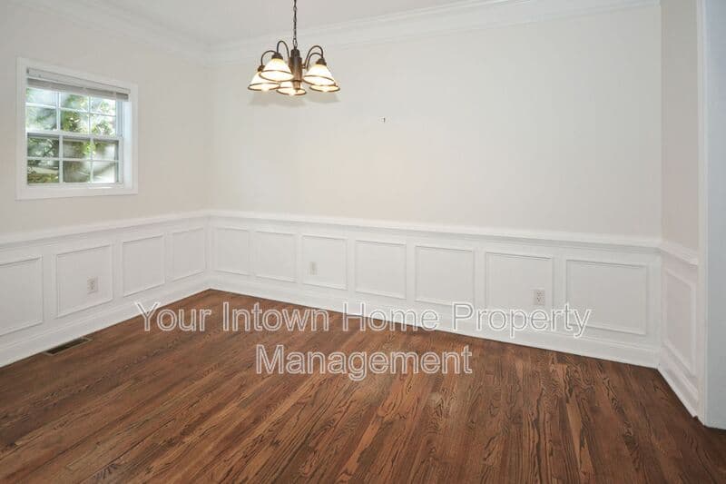 Atlanta House: 69 Haygood Ave SE