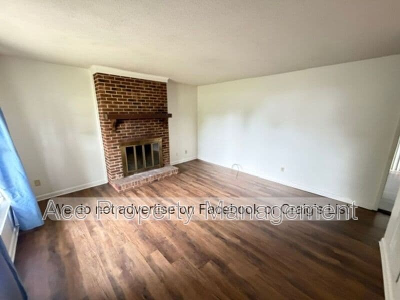 Fayetteville House: 742 Appalachin Drive