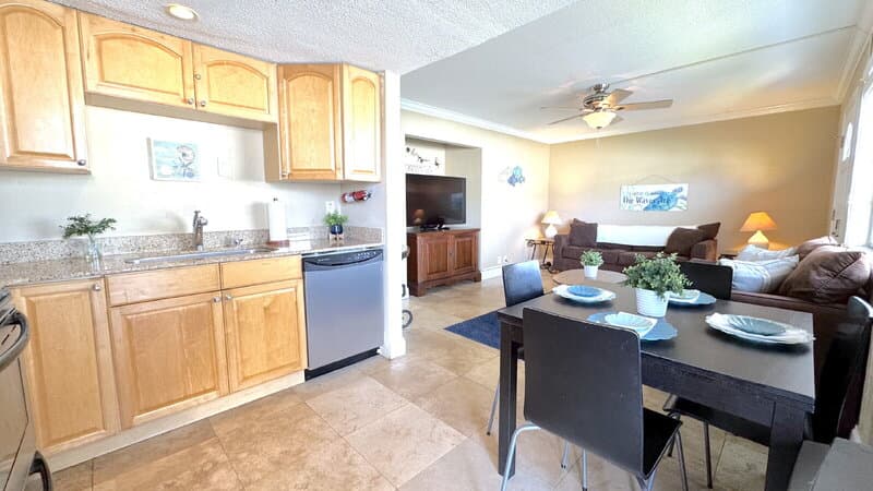 Daytona Beach Condo: 506 University Boulevard