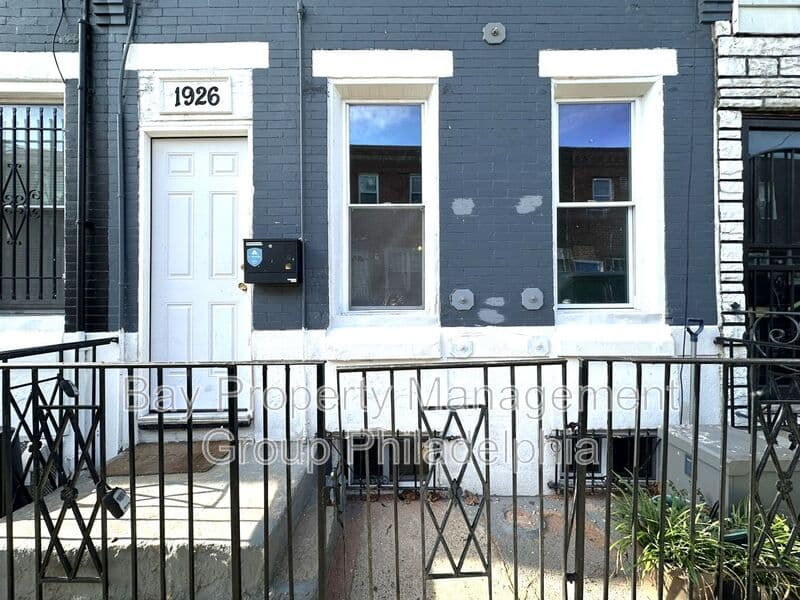 Philadelphia House: 1926 McClellan St