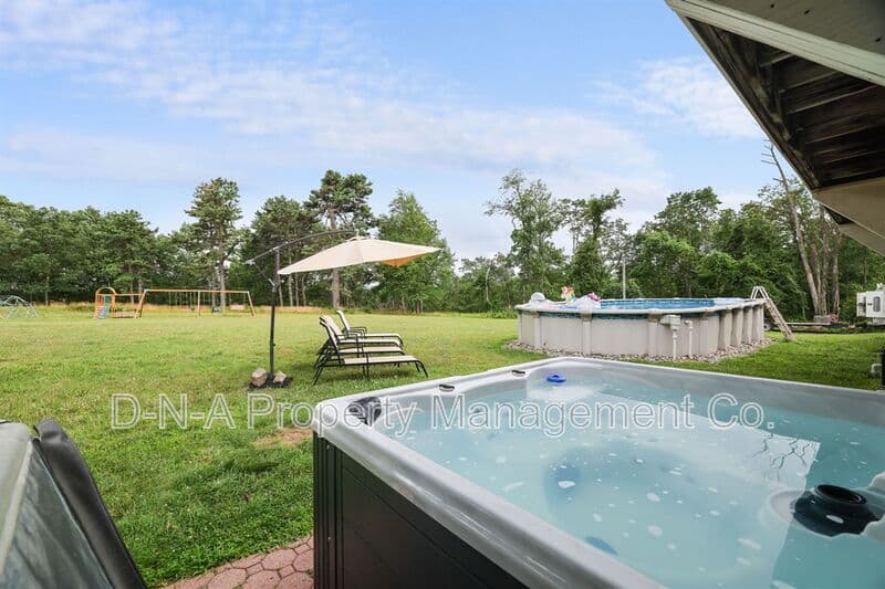 Mount Pocono House: 133 Montanesca Road