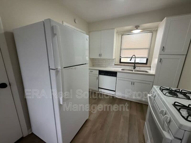 Columbus Condo: 221 Dana Ave