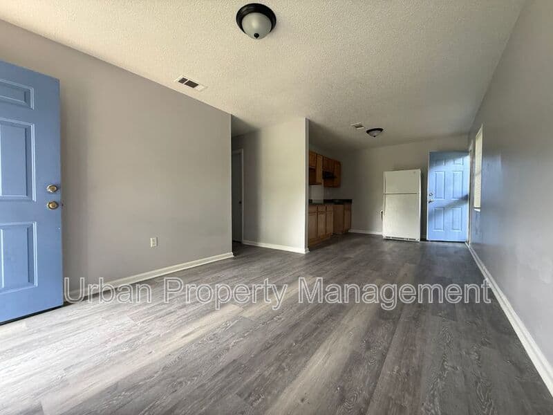 Memphis House: 3608 Hicky St
