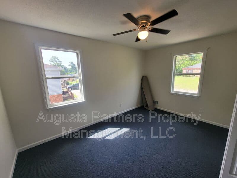 Hephzibah House: 3513 Wyevale Road