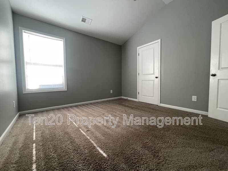 Columbus House: 4955 Brightstar Lane