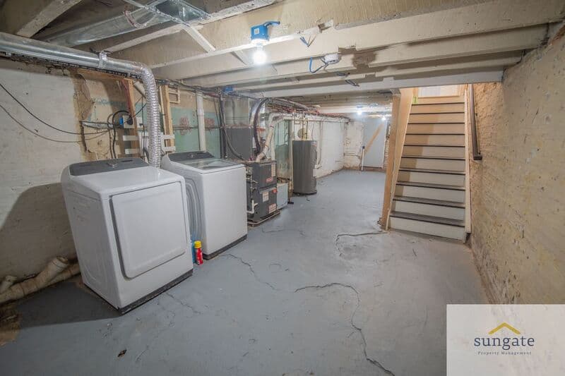 Baltimore Townhome: 3205 Esther Pl
