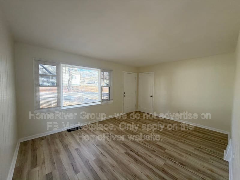 Saint Louis House: 202 Manning Ave