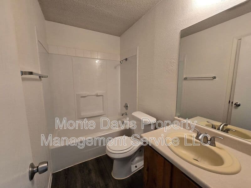 Austin Condo: 12005 Arrowwood