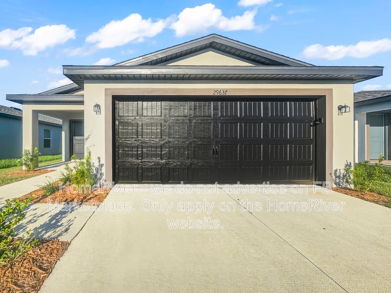 Brooksville House: 29637 Fedora Cir