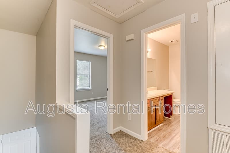 North Augusta Townhome: 157 Chalet North Court