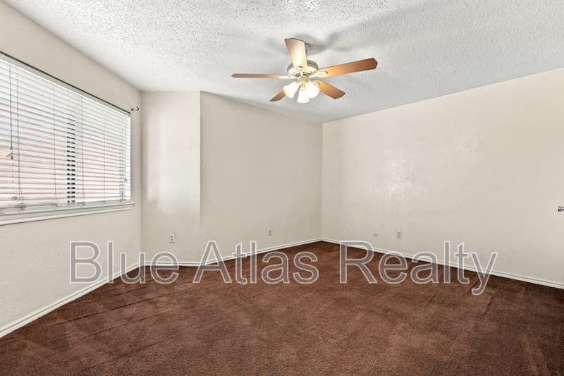 Dallas Condo: 9803 Walnut St