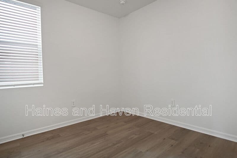 Haines City House: 1378 Current Pl